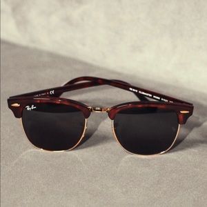 Ray ban sun glasses